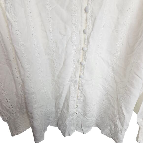 Torrid Blouse Women 2X White Eyelet LS Button Romantic Feminine Top Smocked Cuff - Picture 3 of 8